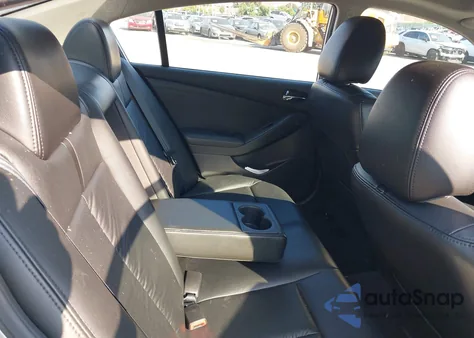 2011 Nissan Altima 2.5 S z USA, uszkodzony, nr VIN 1N4AL2AP3BN421337